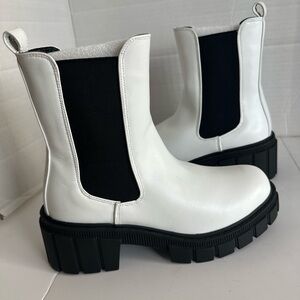 Women's slip on chelsea boots size 7